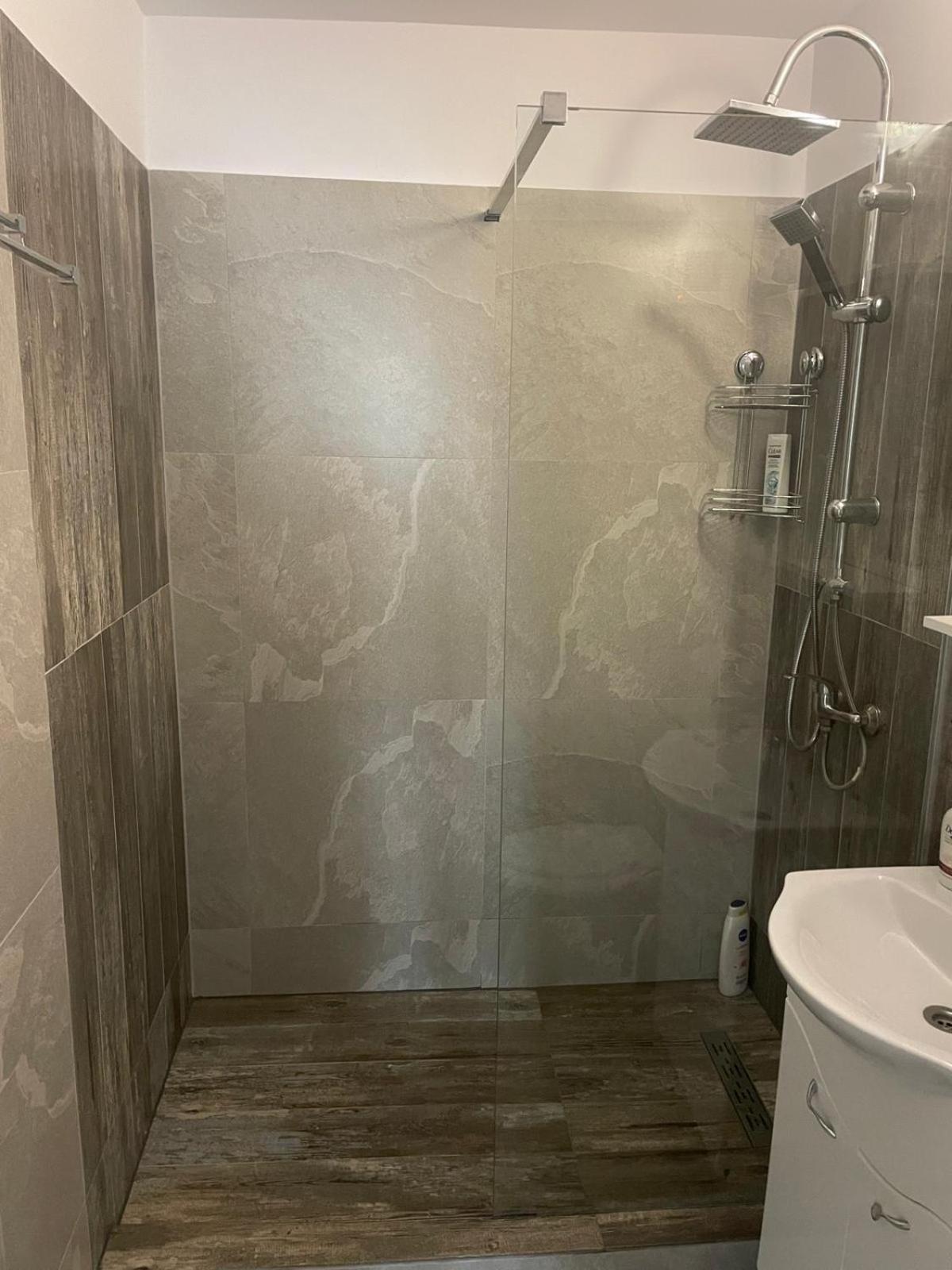 Concept Home Valcea Râmnicu Vâlcea Kültér fotó