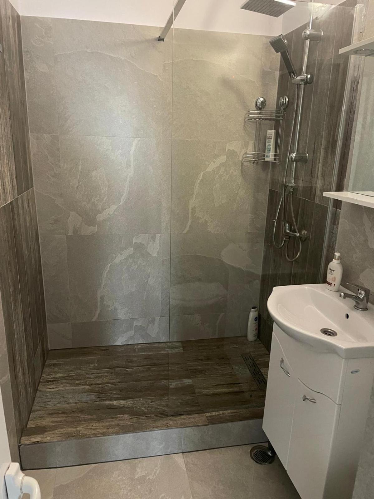 Concept Home Valcea Râmnicu Vâlcea Kültér fotó